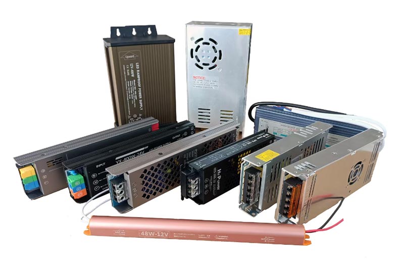 Những điểm chính cần cân nhắc khi tích hợp bộ cấp nguồn ở chế độ chuyển mạch LED với mô-đun LED trong quá trình lắp đặt là gì?